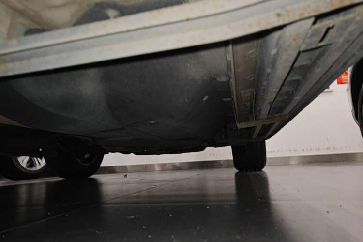 Used Honda CR-V 2021 240TURBO CVT 2WD Comfort Version Left Side Sill