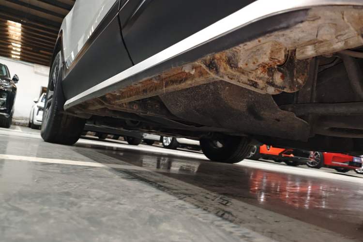 Used Honda CR-V 2021 240TURBO CVT 2WD Comfort Version Left Side Sill