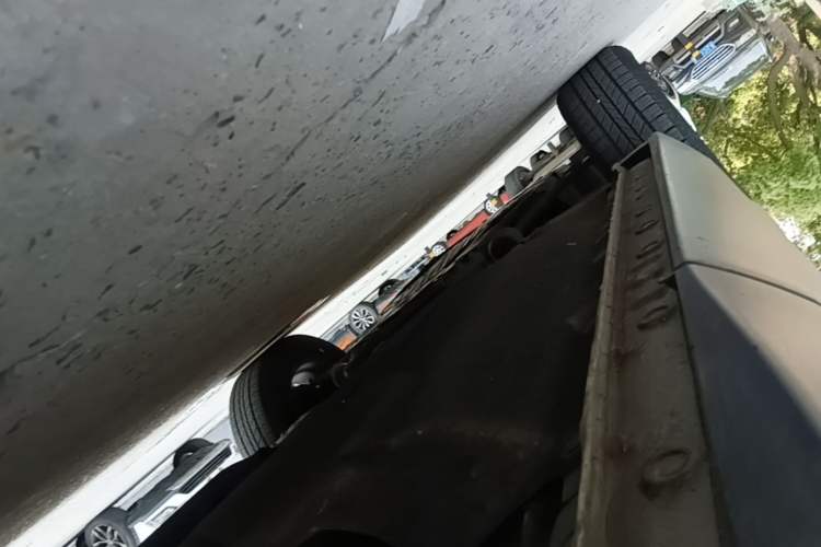 Used Honda CR-V 2021 240TURBO CVT 2WD Comfort Version Left Side Sill