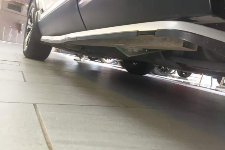 Used Honda CR-V 2021 240TURBO CVT 2WD Comfort Version Left Side Sill