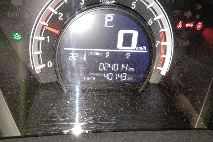 Used Honda CR-V 2021 240TURBO CVT 2WD Comfort Version Odometer Close Up