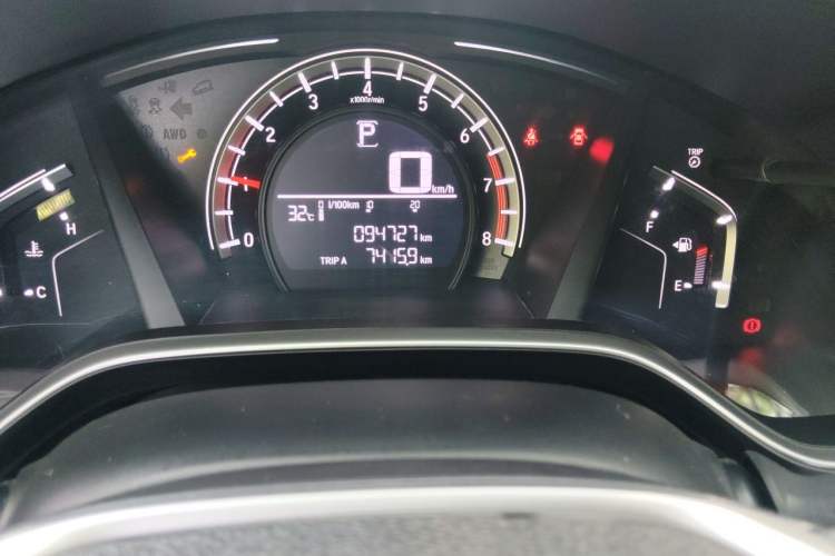 Used Honda CR-V 2021 240TURBO CVT 2WD Comfort Version Odometer Close Up