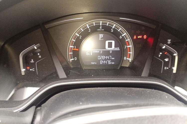 Used Honda CR-V 2021 240TURBO CVT 2WD Comfort Version Odometer Close Up