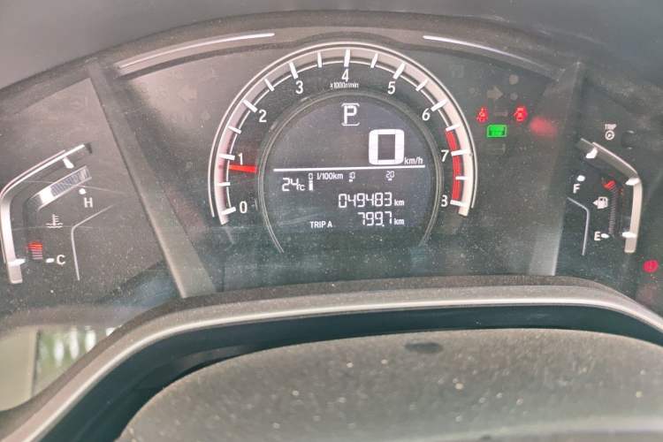 Used Honda CR-V 2021 240TURBO CVT 2WD Comfort Version Odometer Close Up