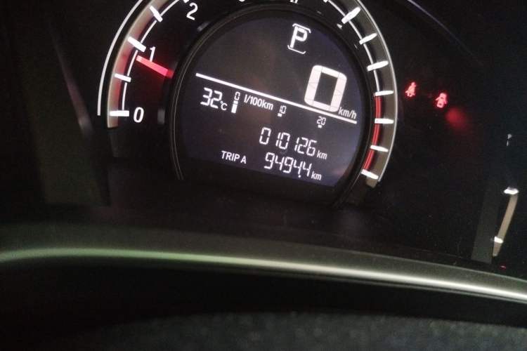 Used Honda CR-V 2021 240TURBO CVT 2WD Comfort Version Odometer Close Up