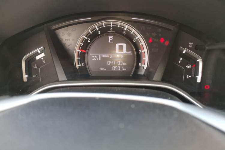 Used Honda CR-V 2021 240TURBO CVT 2WD Comfort Version Odometer Close Up
