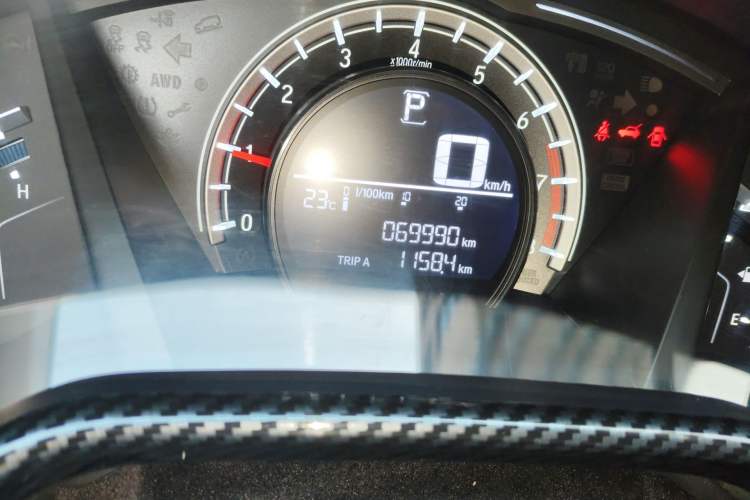 Used Honda CR-V 2021 240TURBO CVT 2WD Comfort Version Odometer Close Up