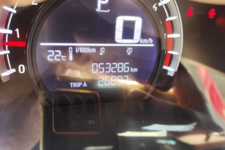 Used Honda CR-V 2021 240TURBO CVT 2WD Comfort Version Odometer Close Up
