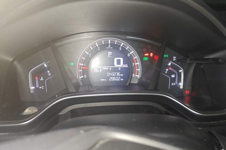 Used Honda CR-V 2021 240TURBO CVT 2WD Comfort Version Odometer Close Up