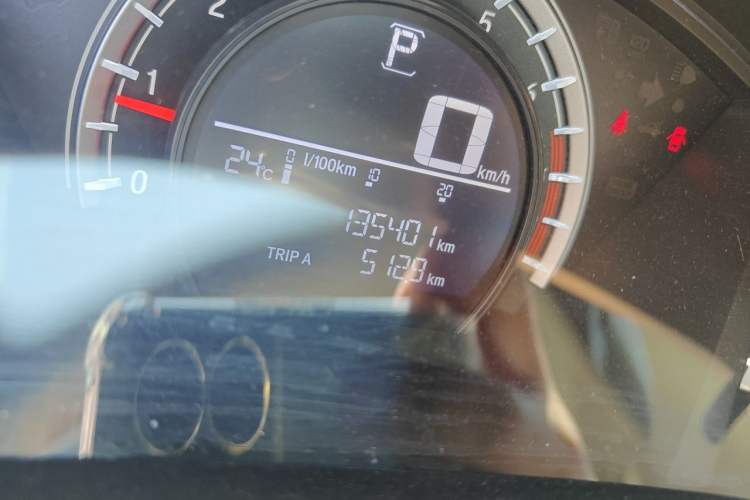 Used Honda CR-V 2021 240TURBO CVT 2WD Comfort Version Odometer Close Up