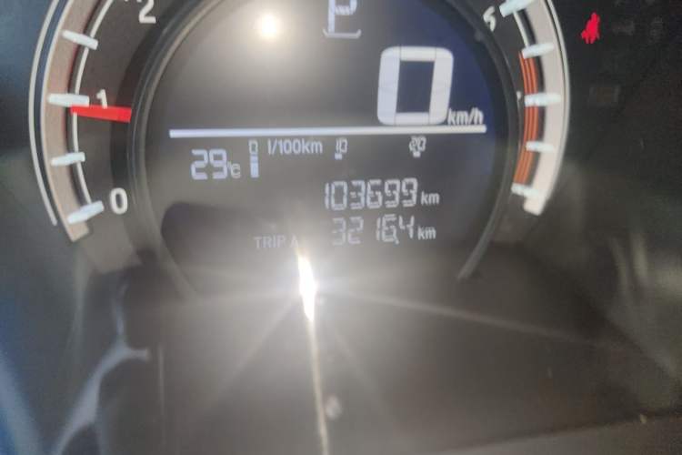 Used Honda CR-V 2021 240TURBO CVT 2WD Comfort Version Odometer Close Up