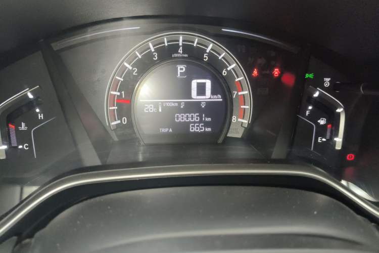 Used Honda CR-V 2021 240TURBO CVT 2WD Comfort Version Odometer Close Up