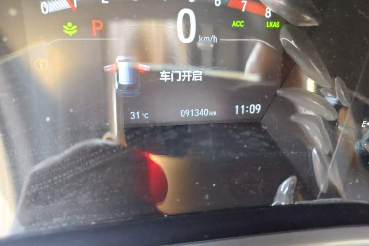 Used Honda CR-V 2021 240TURBO CVT 2WD Fashion Edition Odometer Close Up