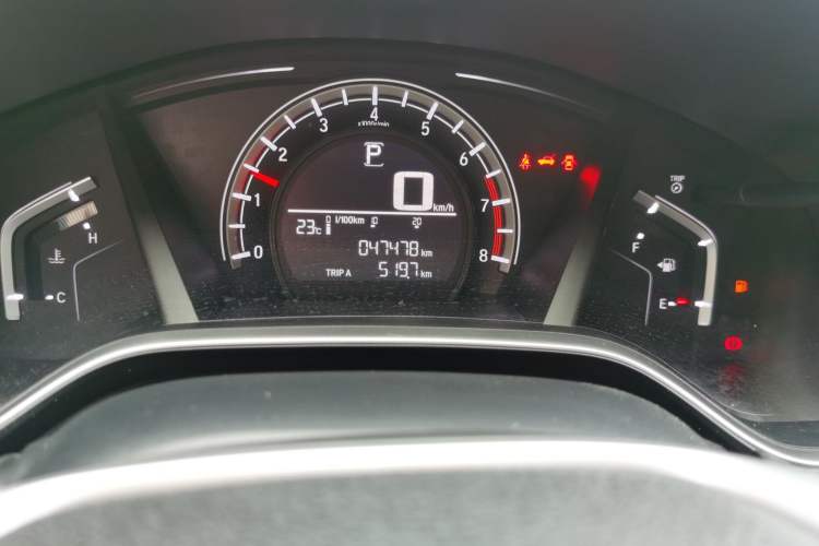 Used Honda CR-V 2021 240TURBO CVT 2WD Comfort Version Odometer Close Up
