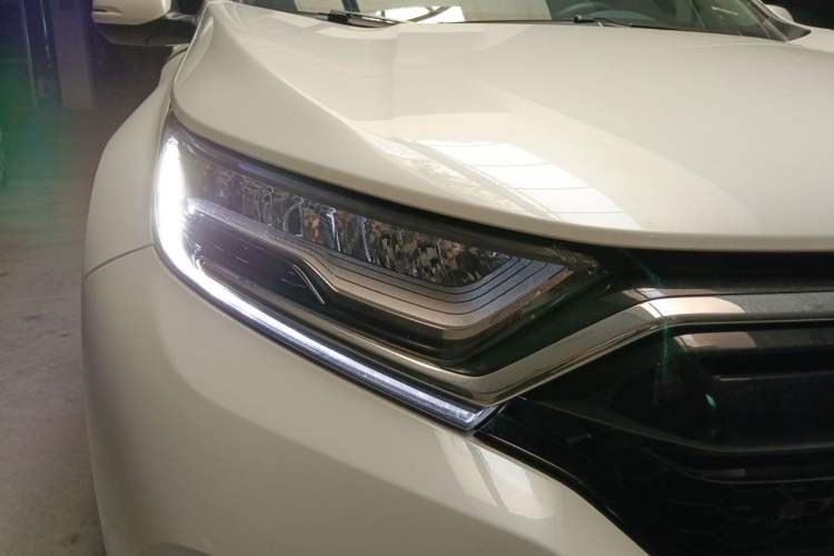 Used Honda CR-V 2021 240TURBO CVT 2WD Comfort Version Right Front Headlight