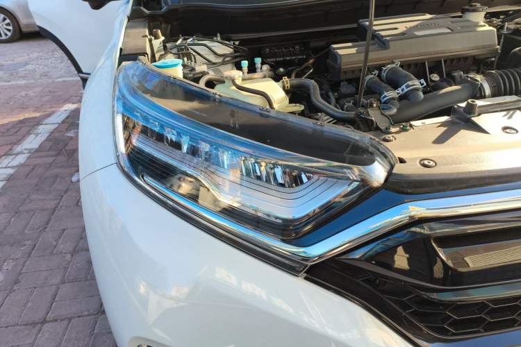 Used Honda CR-V 2021 240TURBO CVT 2WD Fashion Edition Right Front Headlight