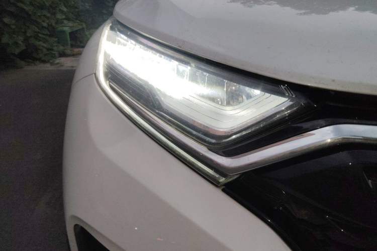 Used Honda CR-V 2021 240TURBO CVT 2WD Comfort Version Right Front Headlight