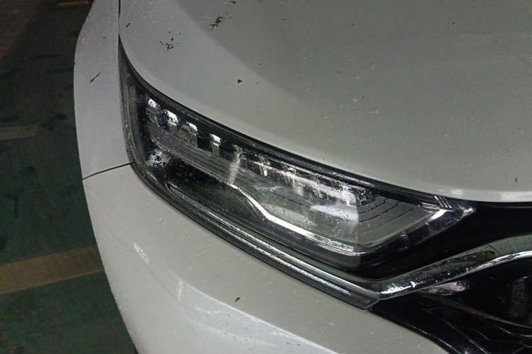 Used Honda CR-V 2021 240TURBO CVT 2WD Fashion Edition Right Front Headlight