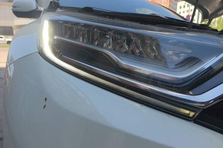 Used Honda CR-V 2021 240TURBO CVT 2WD Comfort Version Right Front Headlight