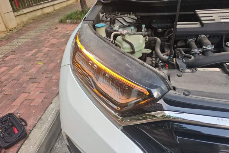 Used Honda CR-V 2021 240TURBO CVT 2WD Black Jazz Edition Right Front Headlight
