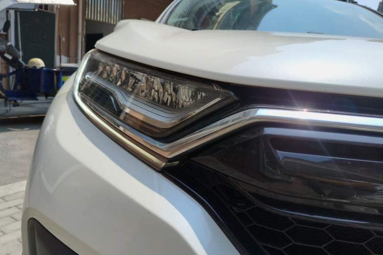 Used Honda CR-V 2021 240TURBO CVT 2WD Comfort Version Right Front Headlight