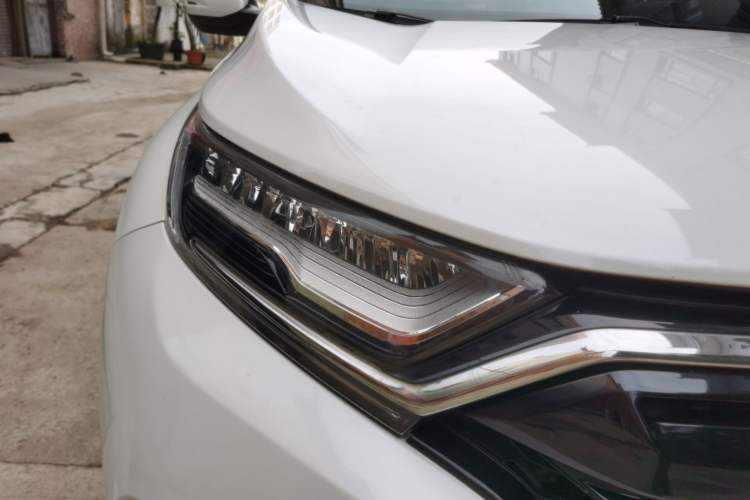 Used Honda CR-V 2021 240TURBO CVT 2WD Comfort Version Right Front Headlight