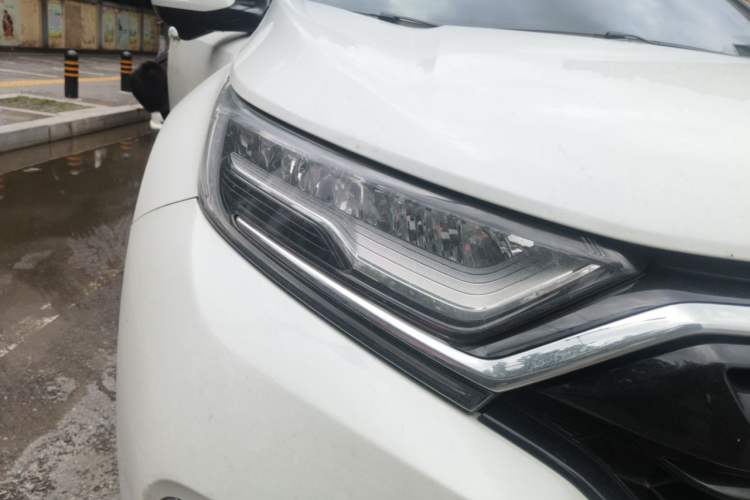 Used Honda CR-V 2021 240TURBO CVT 2WD Fashion Edition Right Front Headlight