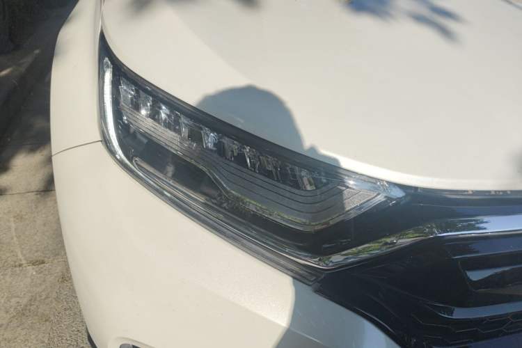 Used Honda CR-V 2021 240TURBO CVT 2WD Comfort Version Right Front Headlight