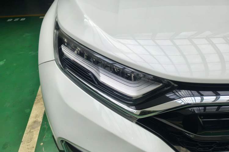 Used Honda CR-V 2021 240TURBO CVT 2WD Fashion Edition Right Front Headlight