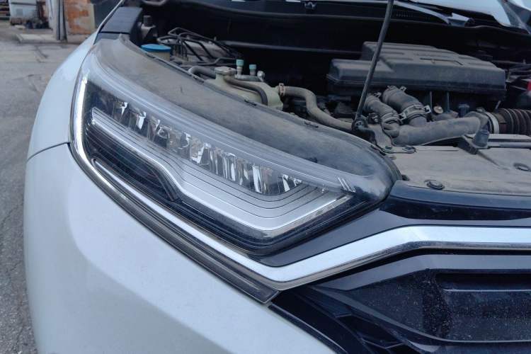 Used Honda CR-V 2021 240TURBO CVT 2WD Fashion Edition Right Front Headlight