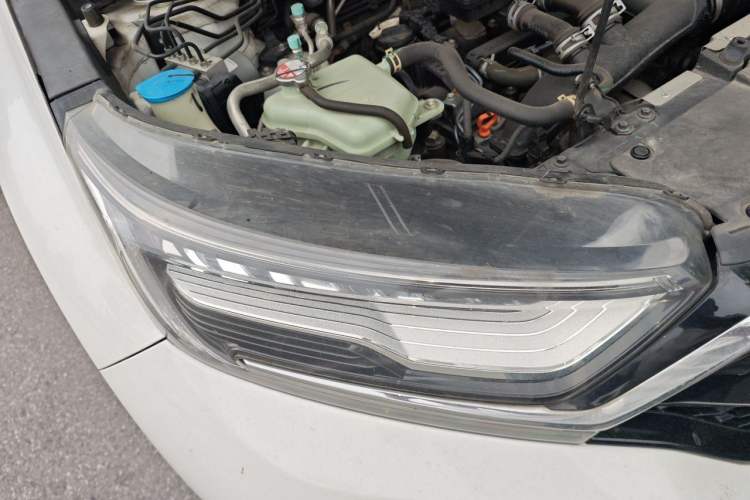 Used Honda CR-V 2021 240TURBO CVT 2WD Fashion Edition Right Front Headlight