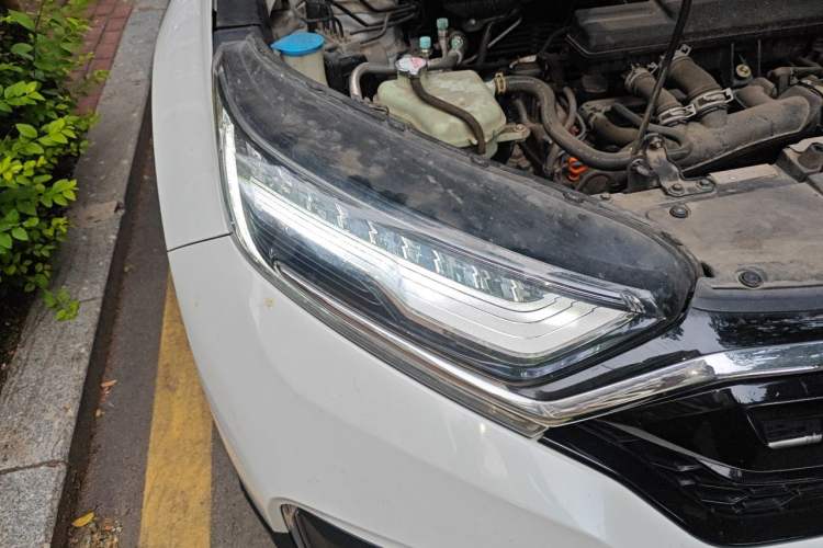 Used Honda CR-V 2021 240TURBO CVT 2WD Fashion Edition Right Front Headlight
