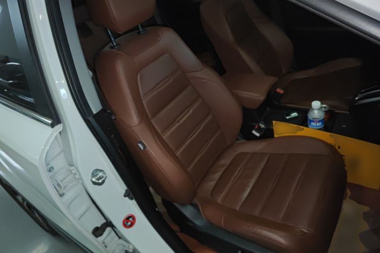 Used Honda CR-V 2021 240TURBO CVT 2WD Fashion Edition Right Front Seat