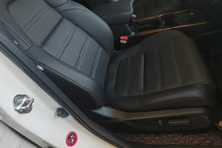Used Honda CR-V 2021 240TURBO CVT 2WD Fashion Edition Right Front Seat