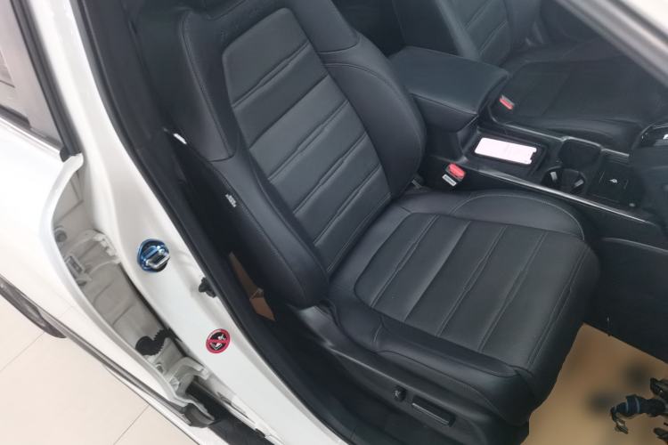 Used Honda CR-V 2021 240TURBO CVT 2WD Black Jazz Edition Right Front Seat