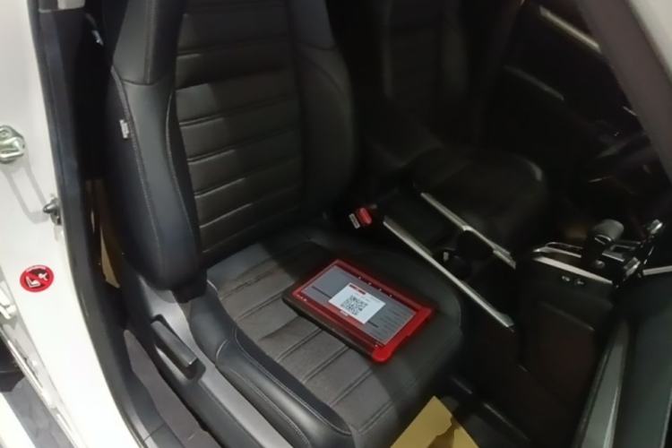 Used Honda CR-V 2021 240TURBO CVT Two-Wheel Drive Urban Edition Right Front Seat
