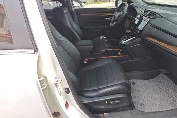 Used Honda CR-V 2021 240TURBO CVT 2WD Fashion Edition Right Front Seat