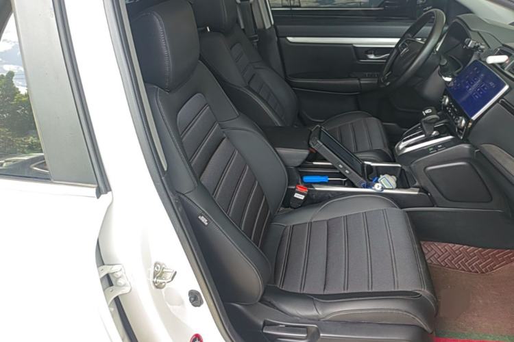 Used Honda CR-V 2021 240TURBO CVT Two-Wheel Drive Urban Edition Right Front Seat
