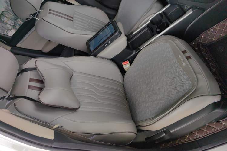 Used Honda CR-V 2021 240TURBO CVT 2WD Comfort Version Right Front Seat