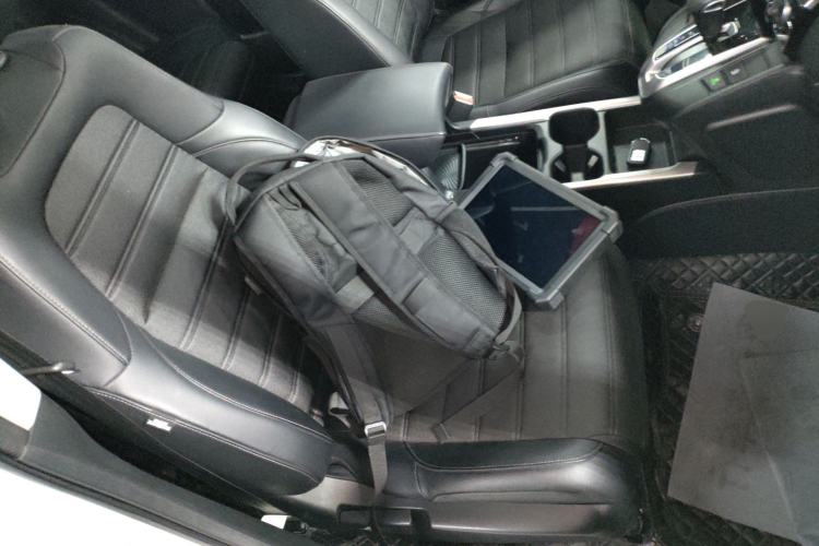 Used Honda CR-V 2021 240TURBO CVT Two-Wheel Drive Urban Edition Right Front Seat