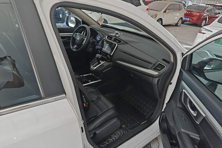 Used Honda CR-V 2021 240TURBO CVT 2WD Comfort Version Right Front Seat