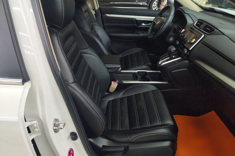 Used Honda CR-V 2021 240TURBO CVT 2WD Comfort Version Right Front Seat