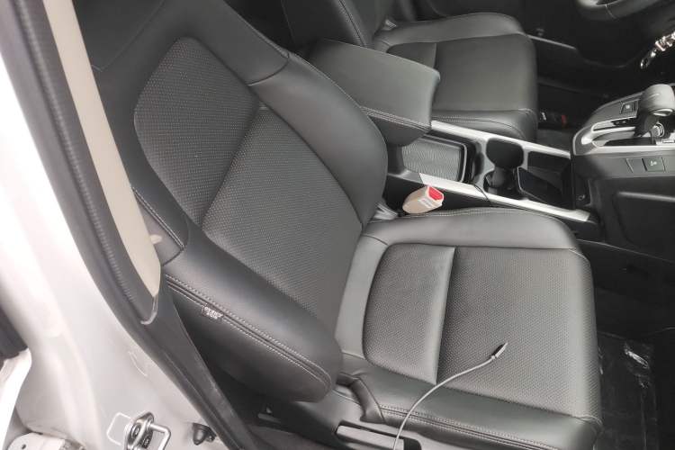 Used Honda CR-V 2021 240TURBO CVT 2WD Comfort Version Right Front Seat