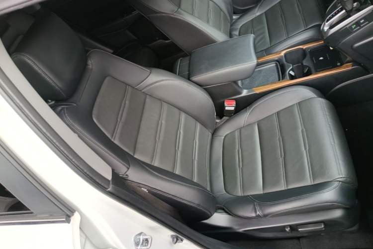 Used Honda CR-V 2021 240TURBO CVT 2WD Fashion Edition Right Front Seat