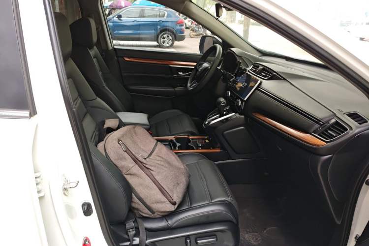 Used Honda CR-V 2021 240TURBO CVT 2WD Fashion Edition Right Front Seat