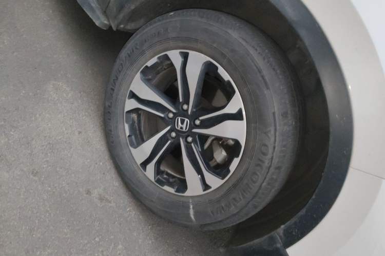 Used Honda CR-V 2021 240TURBO CVT 2WD Comfort Version Right Front Wheel Hub