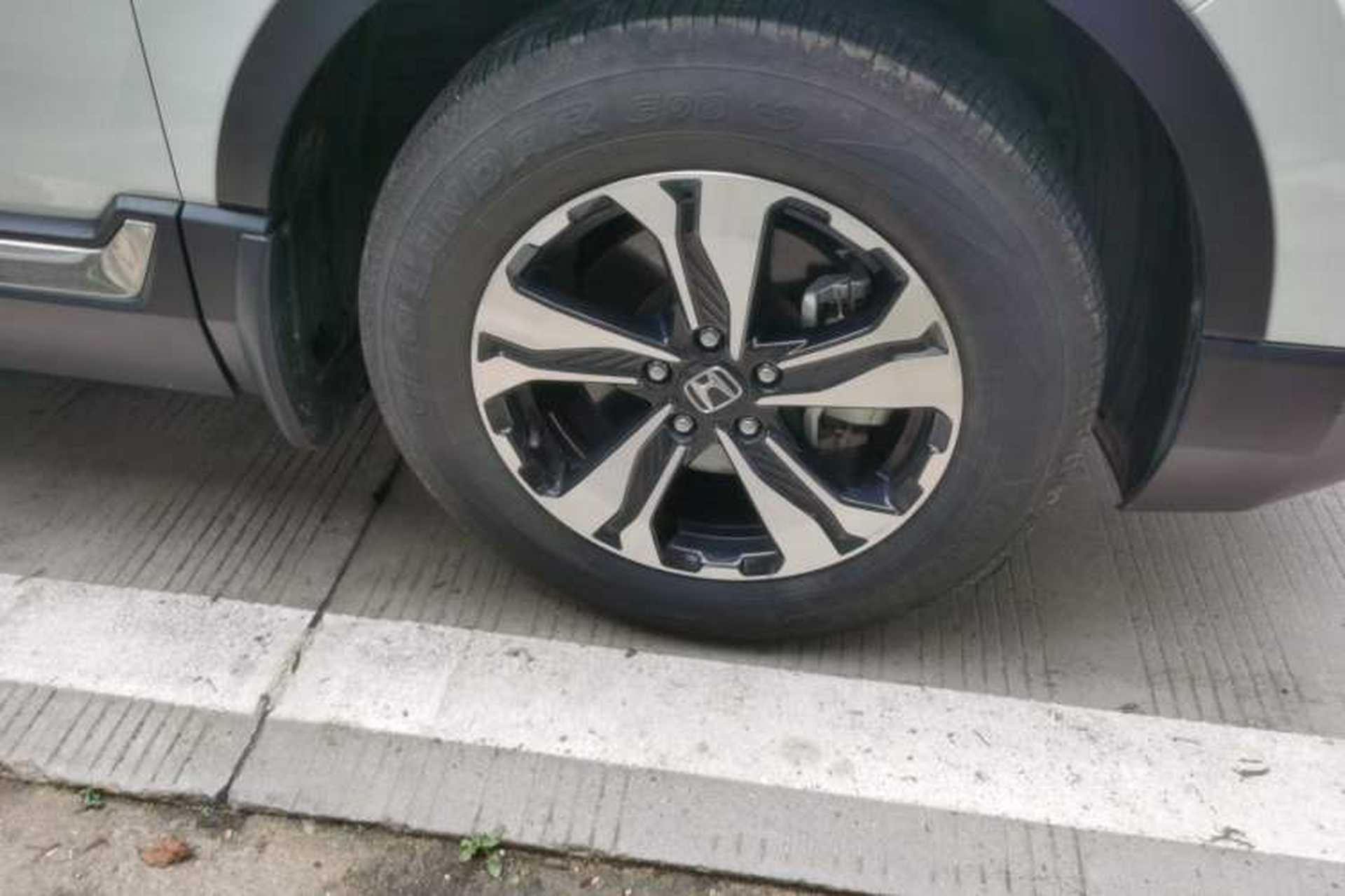 Used Honda CR-V 2021 240TURBO CVT 2WD Fashion Edition Right Front Wheel Hub