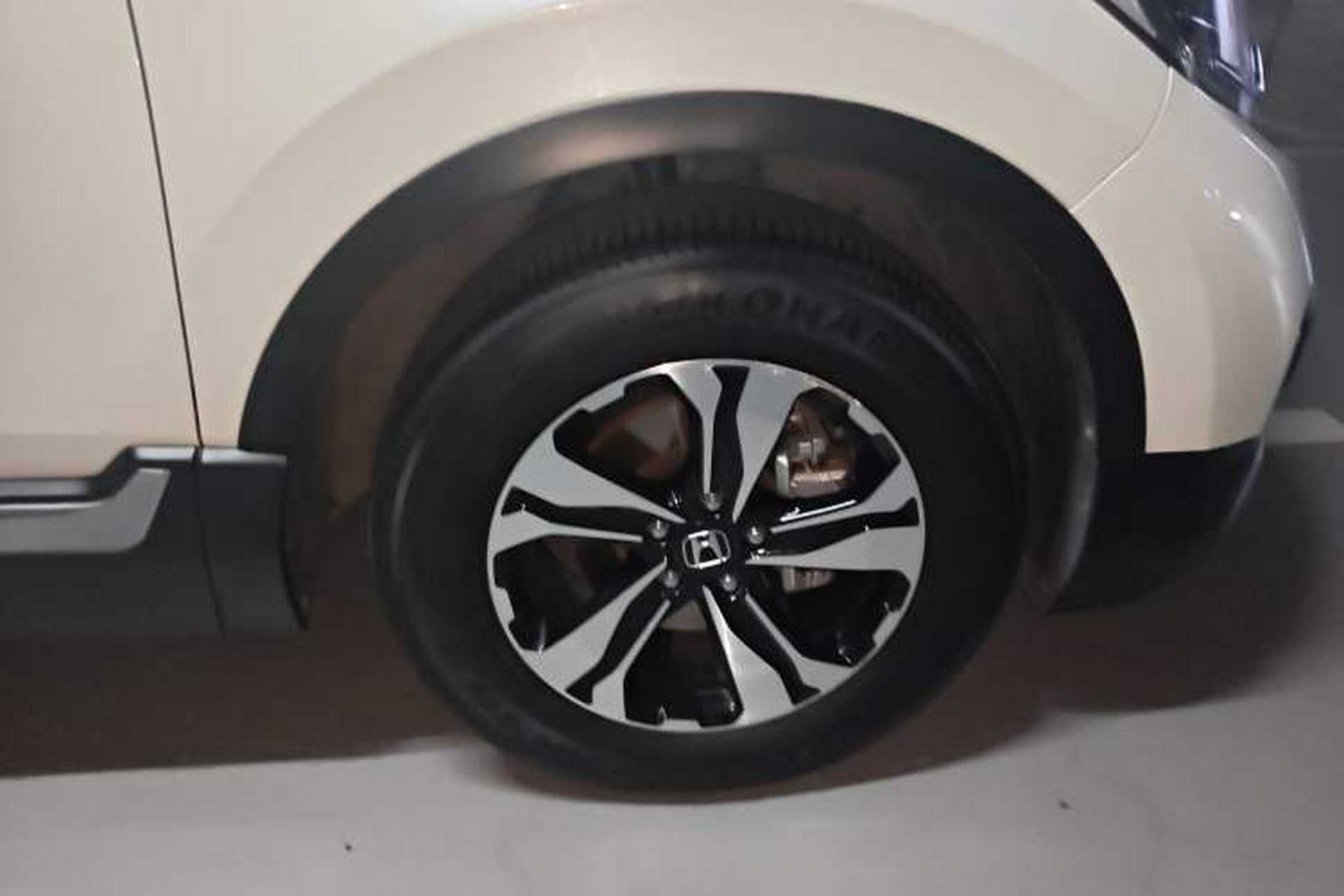 Used Honda CR-V 2021 240TURBO CVT 2WD Fashion Edition Right Front Wheel Hub