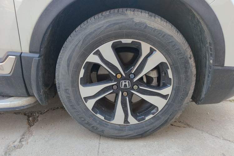 Used Honda CR-V 2021 240TURBO CVT 2WD Comfort Version Right Front Wheel Hub