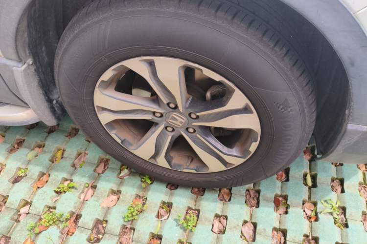 Used Honda CR-V 2021 240TURBO CVT 2WD Fashion Edition Right Front Wheel Hub
